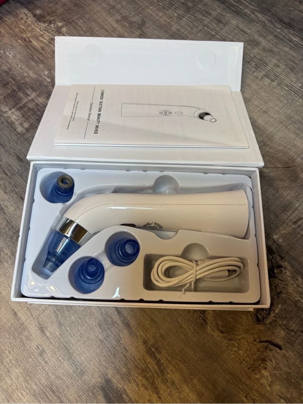 Comedo Suction Beauty Device - White